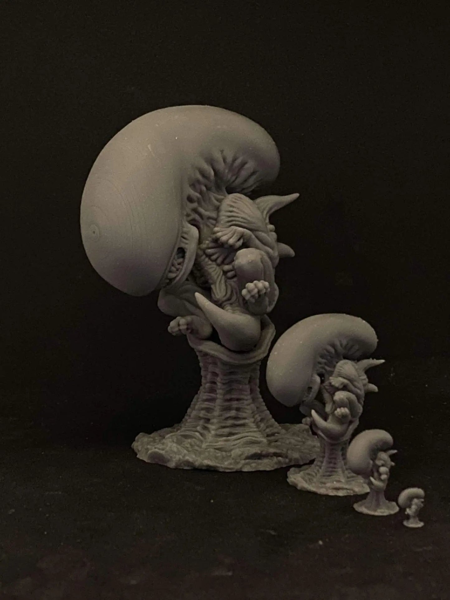Xeno Baby by Papsikels Miniature, 4 Sizes, 32mm Heroic Scale, War Gaming, Proxy, Aliens, Alien, Xenomorph, Table Top