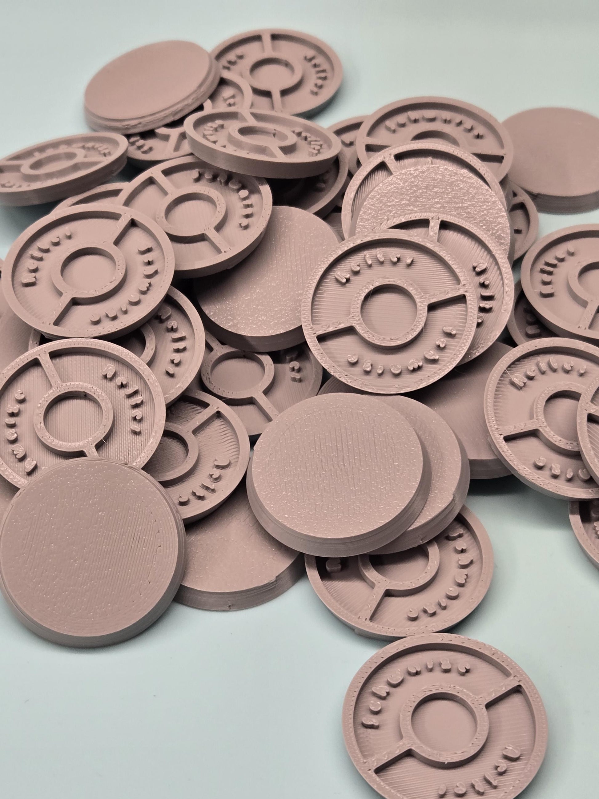 32mm Magnetic Round Bases for Miniatures, STL Printed Bases, Mini Bases, Magnetic, PLA Bases, 2mm bracing