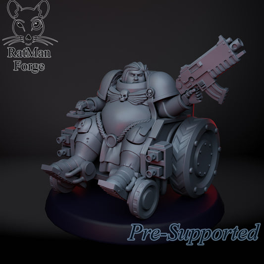 Super Left Hero by Ratman Forge, 28/32mm scale miniature, 54x43mm